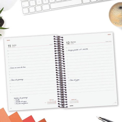 Finocam Spirale Basics Opaque Agenda - Annuale 2027 - 1 Giorno per Pagina - Formato E10 - 155x212mm - Spirale - Copertina in Polipropilene - Angoli Microforati - Carta da 70g/m2