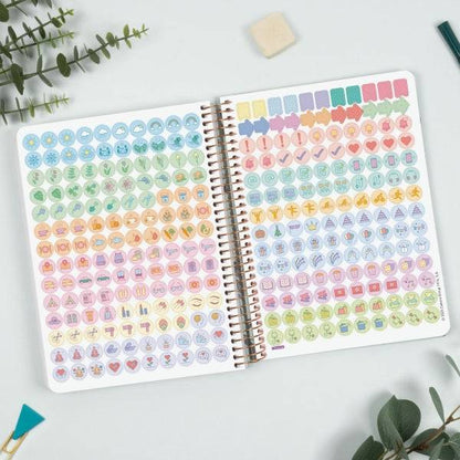 Finocam Cloe Agenda - Annuale 2027 - 1 Giorno per Pagina - Formato E10 - 155x212mm - Spirale - Copertina Rigida in Cartone Rivestito - Angoli Microforati - Carta da 80g/m2