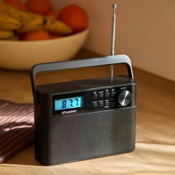 Energy Sistem Kitchen Radio Portatile FM - Antenna Telescopica - Doppia Sveglia - Alimentazione DC o 6xAA - Colore Nero