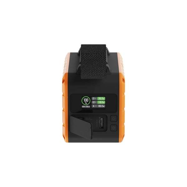 Xtorm Rugged Powerbank Torcia 40.000 mAh 100W - IP64 - 2x USB-C, 1x USB A - QC 3.0 - Lampada con Diverse Funzioni
