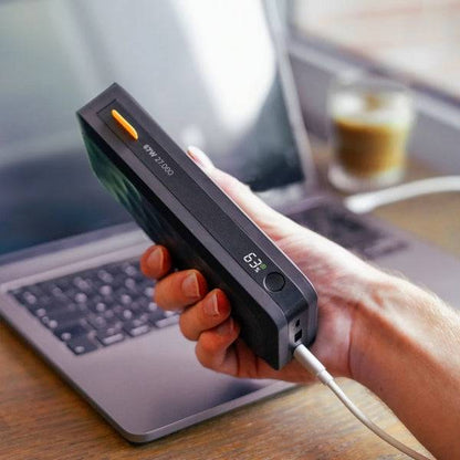 Xtorm FS5271 Powerbank 27.000 mAh 67W - 2x USB-C, 1x USB A - QC 3.0 - Compatto ed Elegante - Colore Nero