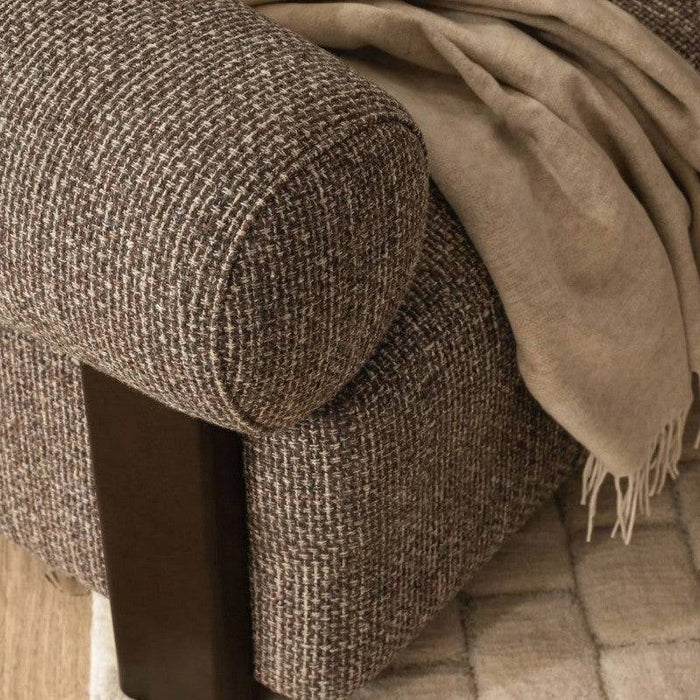 Poltrona lounge MARBELLO, forme arrotondate, marrone-crema/noce