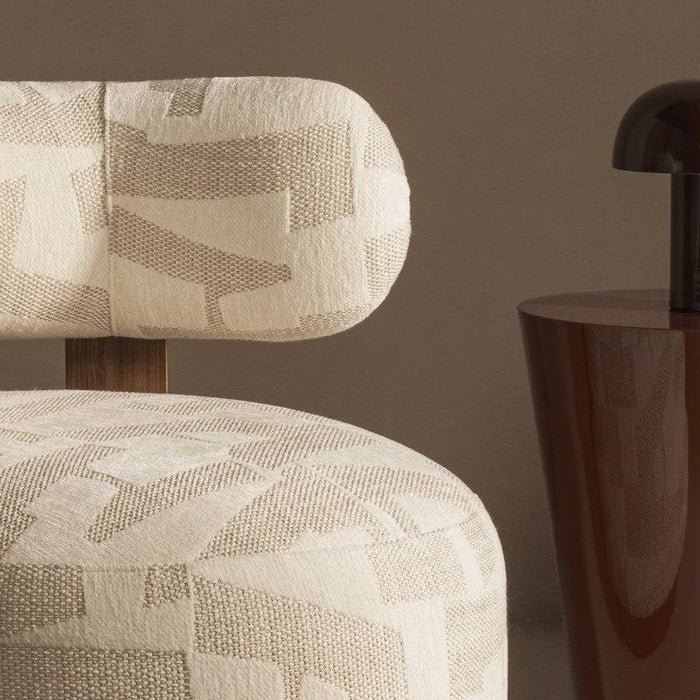 Poltrona MARABELL, forme arrotondate, beige/cream, noce