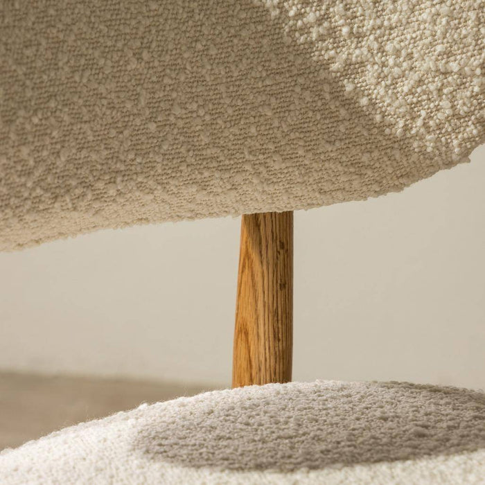 Sedia rivestita MIA, bianco, bouclé/rovere