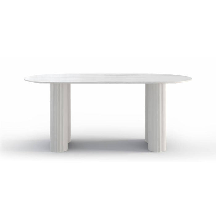 Tavolo da pranzo ovale POELA, effetto marmo bianco