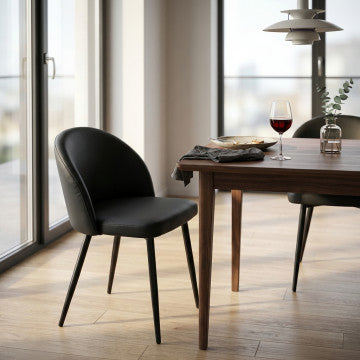 Poltrona con struttura in metallo e seduta in ecopelle nero 50x50x76