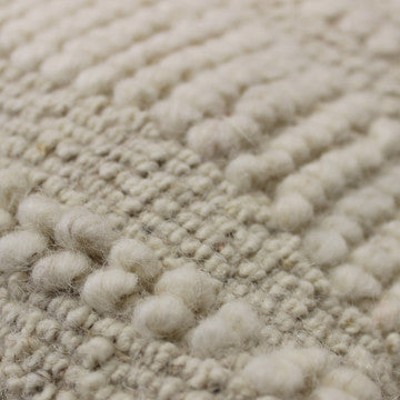 Cuscino in lana avorio 45x45 cm, altezza 8 cm, peso 1 kg