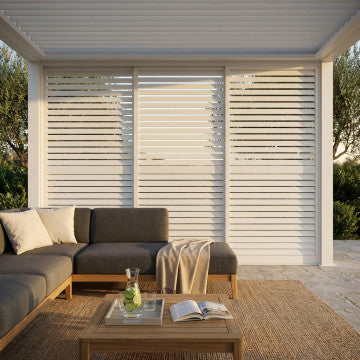 Laterale scorrevole con lamelle orientabili per pergola bioclimatica