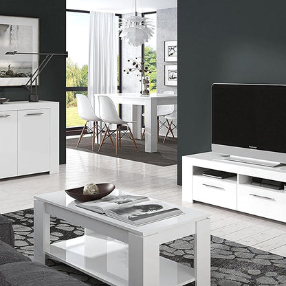 Tavolinetto Bianco Artik in un soggiorno moderno con arredi bianchi. Elegante e funzionale per spazi contemporanei.