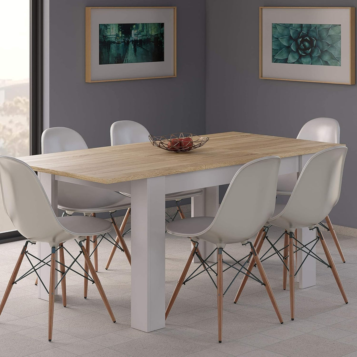 Tavolo allungabile bianco lucido 90x140/190 cm in una sala da pranzo moderna. Accompagnato da sedie bianche in stile nordico.