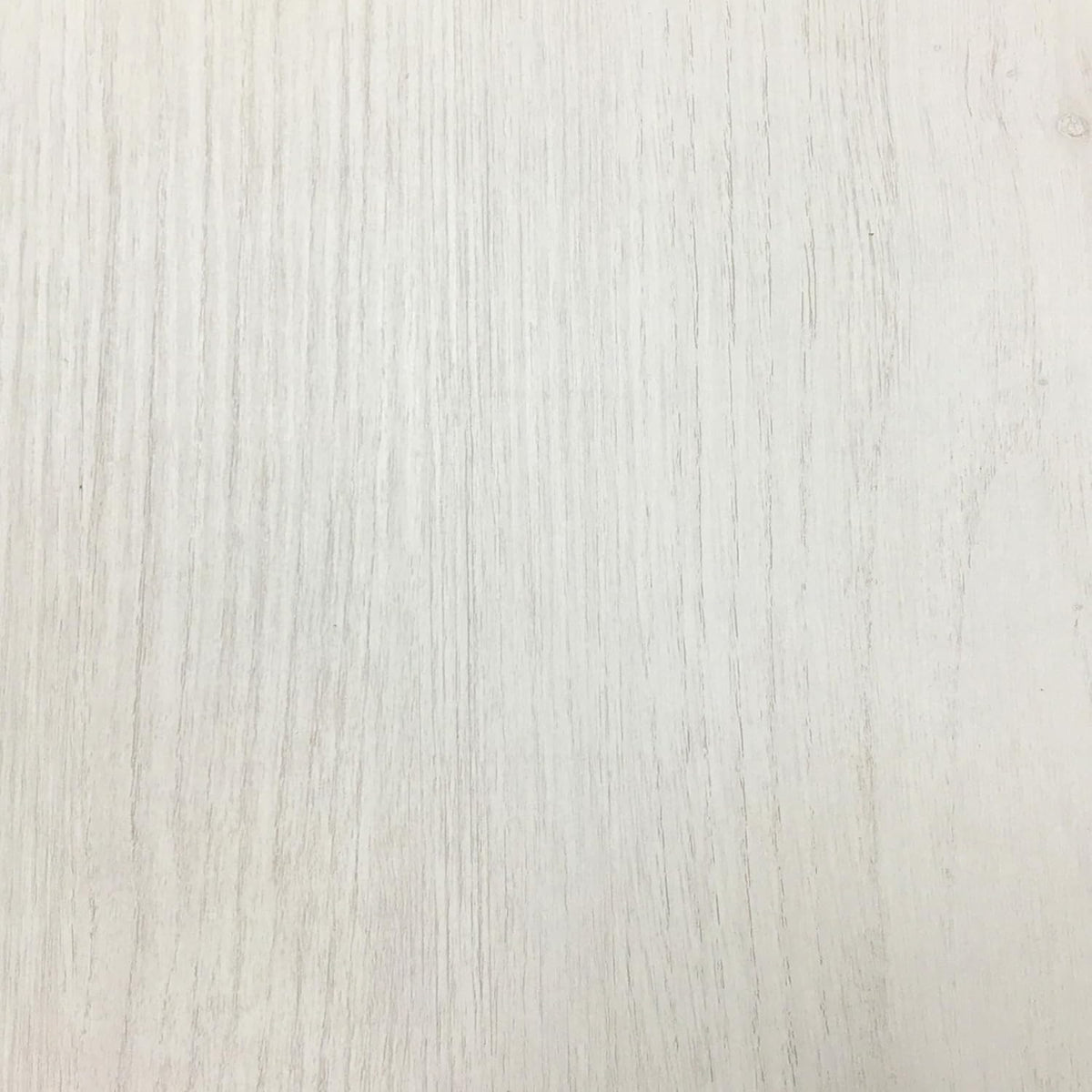 Dettaglio della finitura effetto legno bianco dello scrittoio Alpes. Superficie elegante e resistente per un design moderno.
