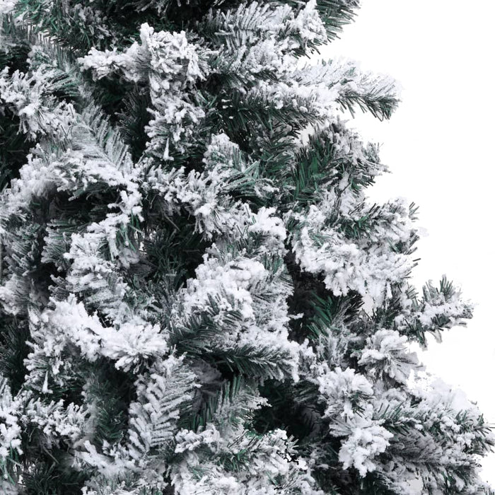 Albero di Natale Artificiale con Neve Floccata e LED in diverse dimensioni e materiali