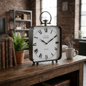 Orologio da appoggio in ferro e acciaio bianco 25,5x7,5x38,5 cm
