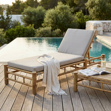 Lettino in bamboo con cuscino, dimensioni 210x80x36 cm, colore marrone