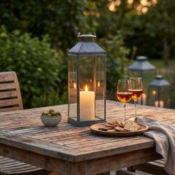 Lanterna piccola in metallo e vetro grigio 11x11x36,5 cm
