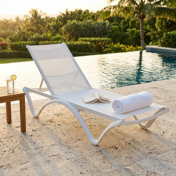 Lettino impilabile in polipropilene 190x70x32 cm bianco