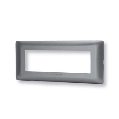 Placca per 6 moduli della linea Matix - Design Moderno e Funzionale
