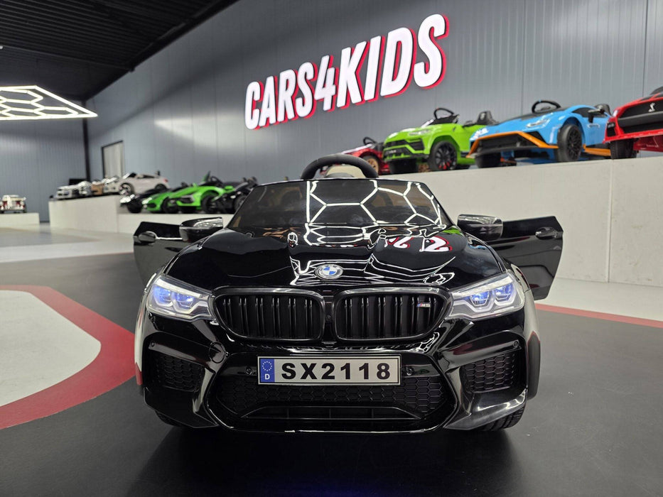Auto Elettrica per Bambini BMW M5 24 V – Nero Metallizzato