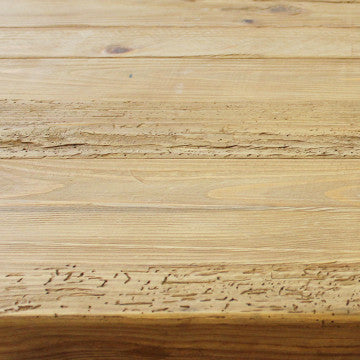 Tavolino in legno di pino riciclato 135x74,5x40 cm marrone