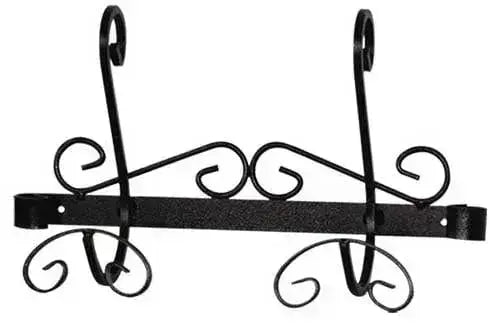 Attaccapanni 2 posti in ferro battuto nero con ganci decorativi a ricciolo, ideale per arredo casa e accessori in stile classico.