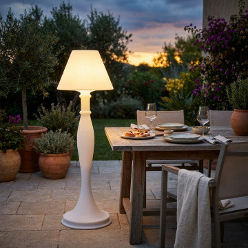 Lampada luminosa a risparmio energetico 20W diametro 60 cm altezza 180