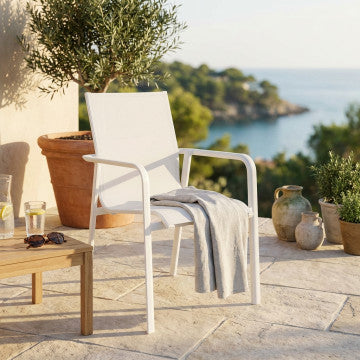 Poltrona impilabile struttura alluminio verniciato grigio 65x57x90 cm