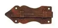 Catenaccio in ferro battuto modello CATENACC.FER.ANT.ART.46006.08000.27 con finitura ferro antico, misura 80x40 mm per porte e finestre.