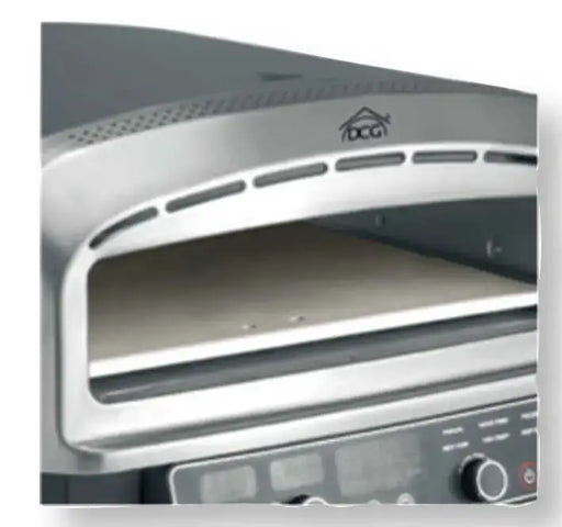 Dettaglio del Forno pizza Maker 2200W con pietra refrattaria visibile e apertura frontale, perfetto per uso domestico. Marca: DCG, distribuito da Eurogross.