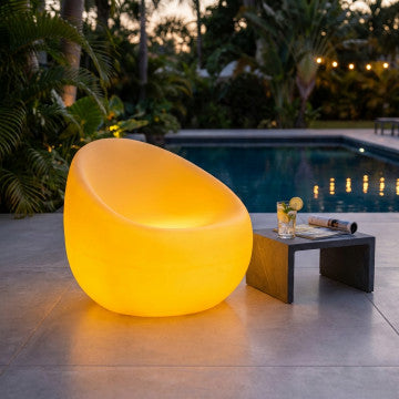 Poltrona luminosa in polietilene, 75x75x70 cm, ricarica USB