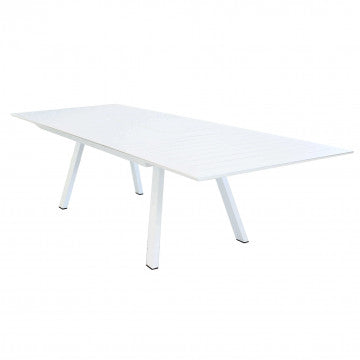 Tavolo rettangolare Zante allungabile in alluminio bianco, design moderno per ambienti luminosi.