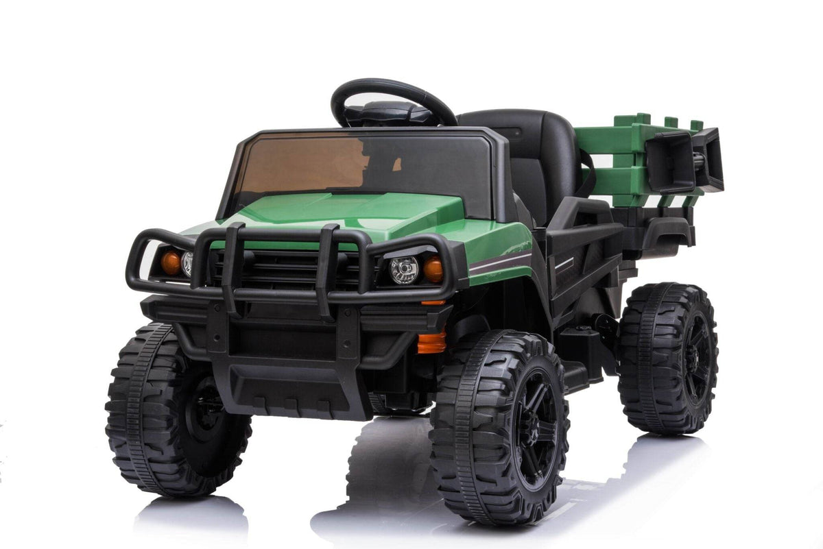 Jeep elettrica per bambini verde con grandi pneumatici, protezioni nere e dettagli realistici, veicolo giocattolo robusto e divertente
