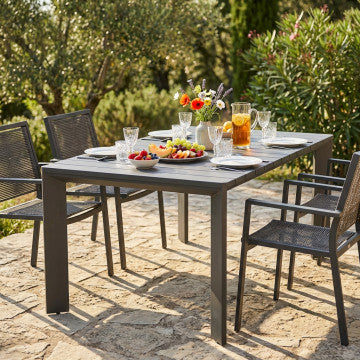 Tavolo struttura alluminio verniciato, dimensioni 200x100x75 cm, peso 29 kg
