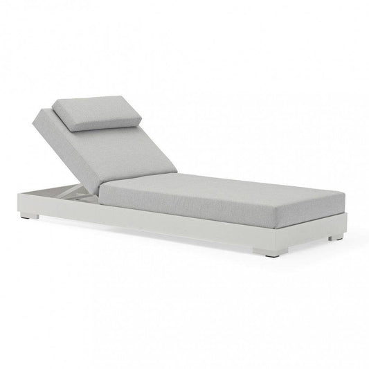 Lettino da giardino in alluminio bianco con cuscino e schienale regolabile, trattamento idrorepellente, dimensioni 203x76x34/99cm