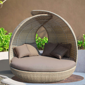 Conchiglia in alluminio e wicker con 8 cuscini, 180x210x192 cm