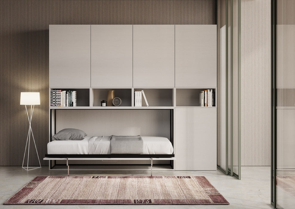 Letto Kando aperto in ambiente moderno, con struttura verticale e materasso singolo, perfetto per camere multifunzionali.