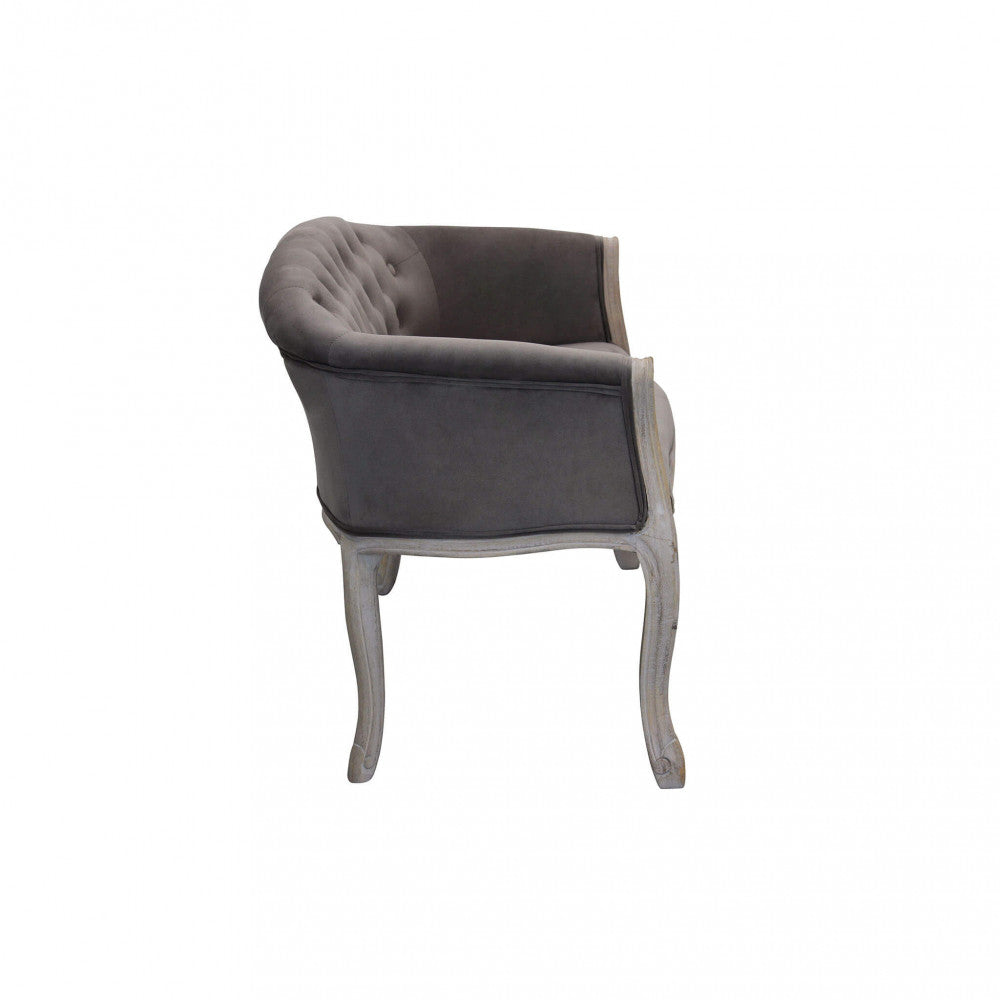 Divano elegante con capitonné in tessuto di lusso Divani Hobby Shop Solution   