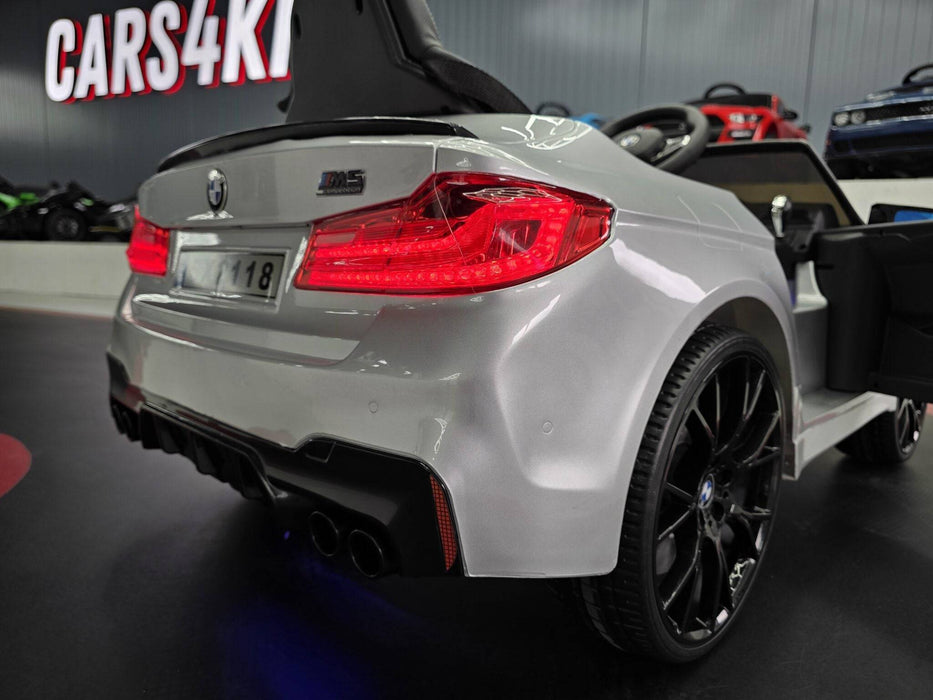 Auto Elettrica per Bambini BMW M5 24 V – Grigio Metallizzato