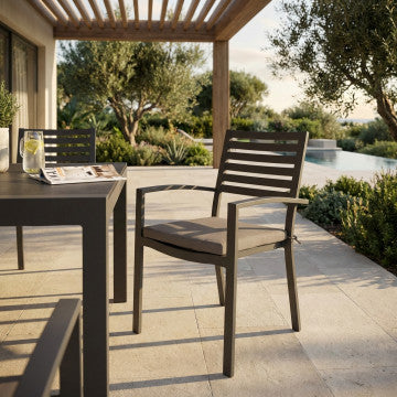 Poltrona in alluminio con cuscino - 46x62x84 cm