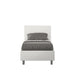 Letto singolo imbottito similpelle Adele bianco senza rete, con testiera alta e design moderno, ideale per camere minimaliste.
