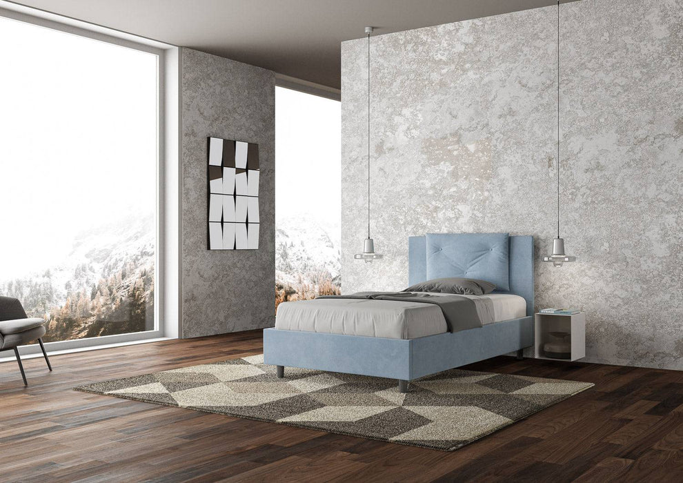 Letto singolo Appia azzurro chiaro con contenitore, design moderno per camere da letto giovanili e funzionali.