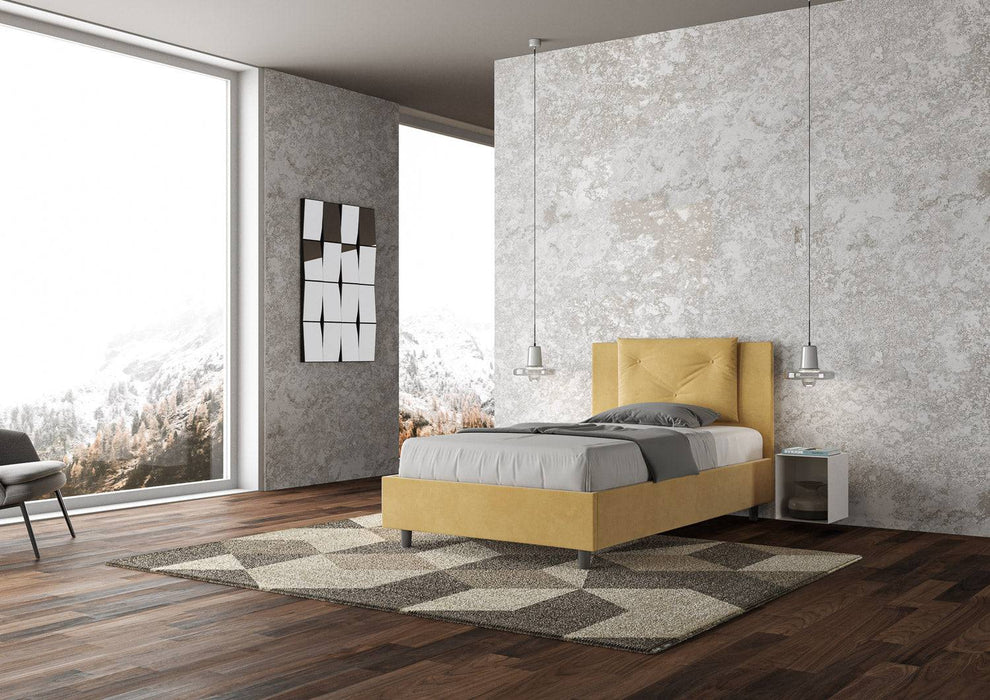 Letto singolo Appia 100x210 giallo con contenitore, perfetto per ambienti moderni e minimalisti con vista panoramica.
