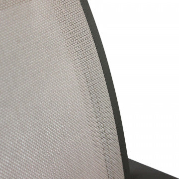 Poltrona con struttura in alluminio verniciato e seduta in textilene