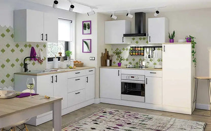 Cucina moderna con mobili Kira, incluso il mobile pensile 60 1 anta 60x34x59h, perfetto per soluzioni salvaspazio e design funzionale.