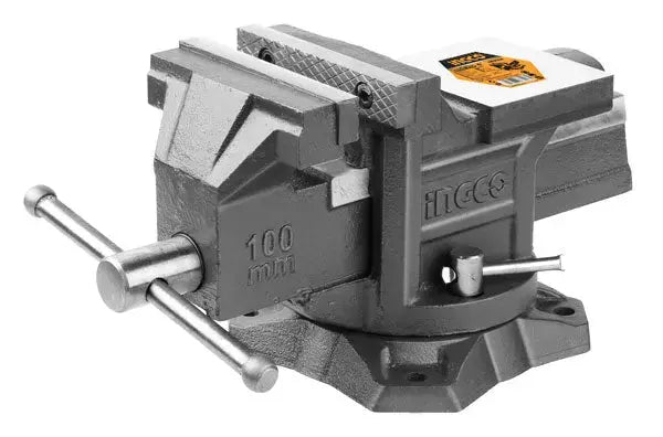 Morsa da banco girevole Ingco da 100mm con base rotante a 360°, ideale per lavori di precisione in falegnameria e meccanica.