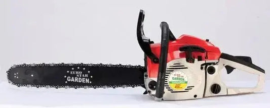 Motosega Eurostar Garden 45,2cc con lama da 45 cm, motore a scoppio 2 tempi, lubrificazione automatica e paramano di sicurezza.