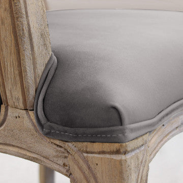 Poltrona in velluto taupe con struttura in legno 55x51x100 cm