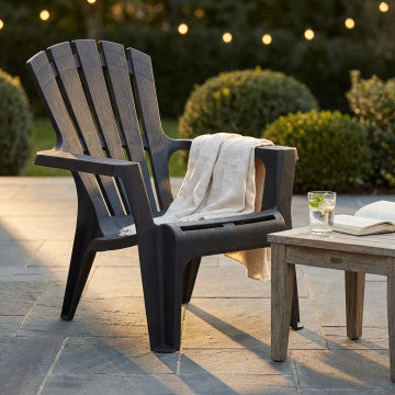 Poltrona resort style in polipropilene impilabile 73x80x88 cm
