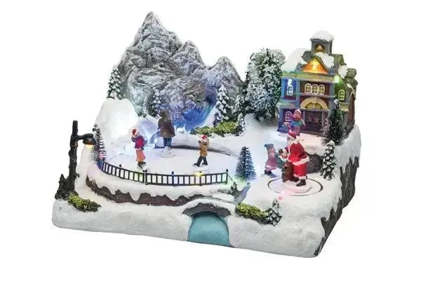 Paesaggio natalizio con pattinatori e babbo natale in movimento con led e musica Ornamenti natalizi LOTTI   