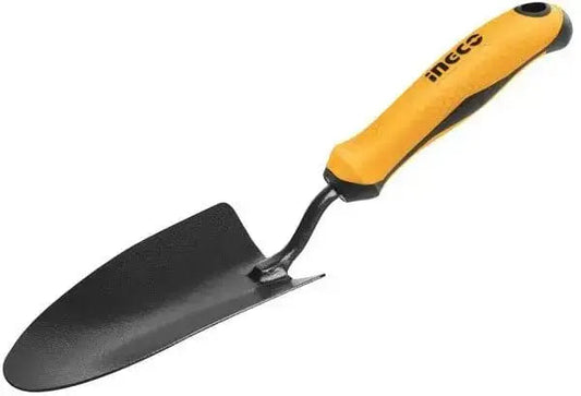 Paletta giardinaggio 34cm Ingco in acciaio al carbonio con impugnatura ergonomica antiscivolo, ideale per trapianti e lavori di giardinaggio.