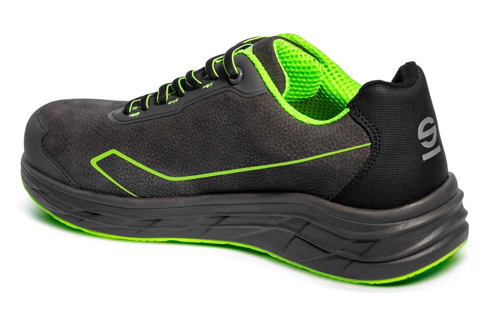 Scarpa da lavoro Sparco Oliver S3 nubuck antistatica nera con suola gialla, design ergonomico, traspirante, ideale per ambienti di lavoro